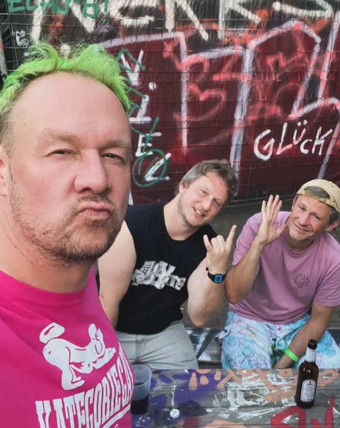 Band ohne Anspruch